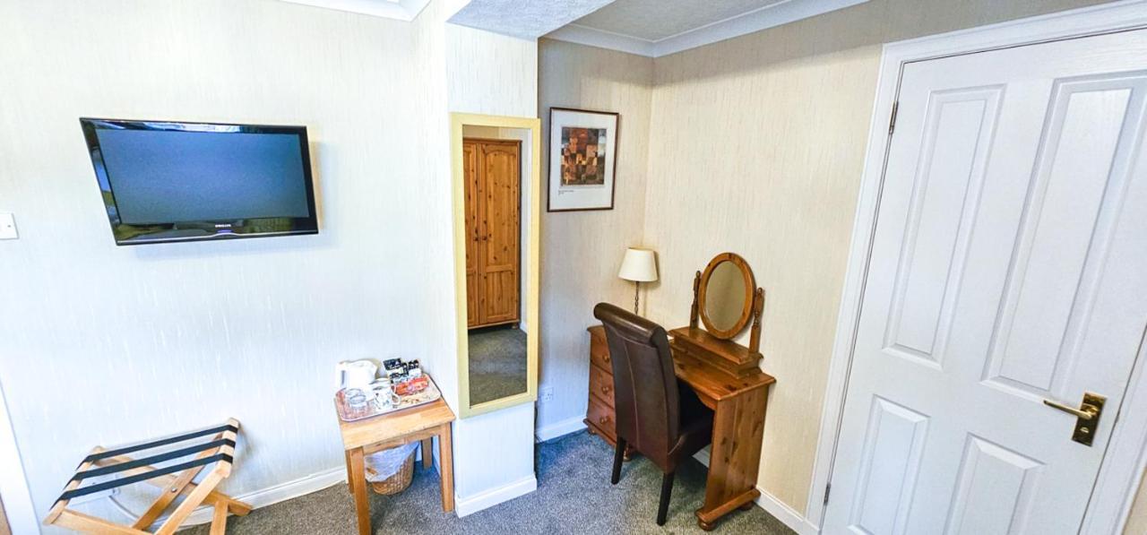 Mystayinn Abermar Guest House インヴァネス エクステリア 写真