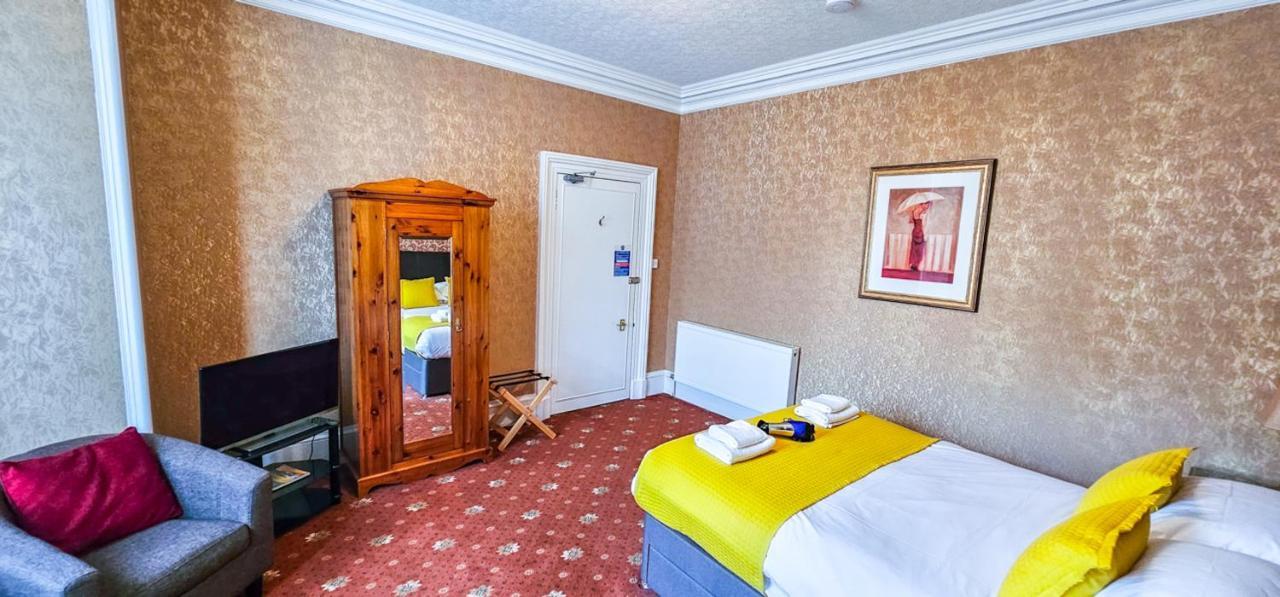 Mystayinn Abermar Guest House インヴァネス エクステリア 写真