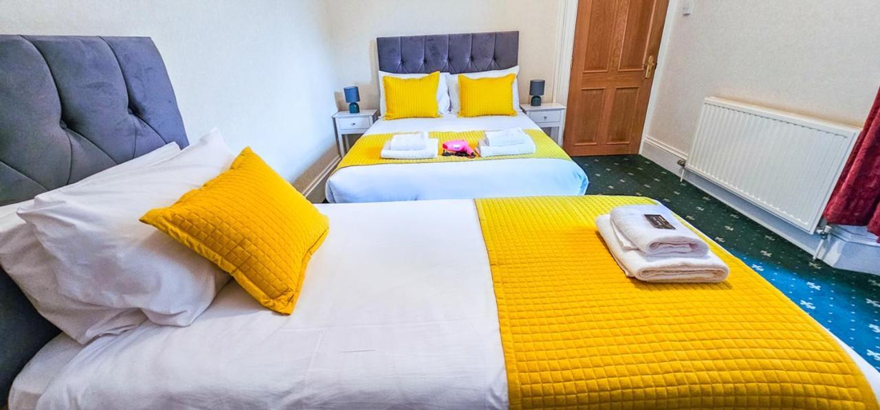 Mystayinn Abermar Guest House インヴァネス エクステリア 写真