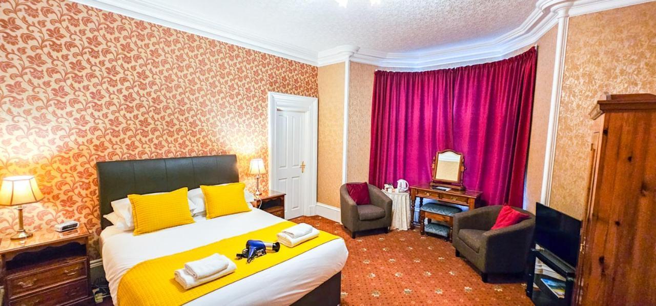 Mystayinn Abermar Guest House インヴァネス エクステリア 写真