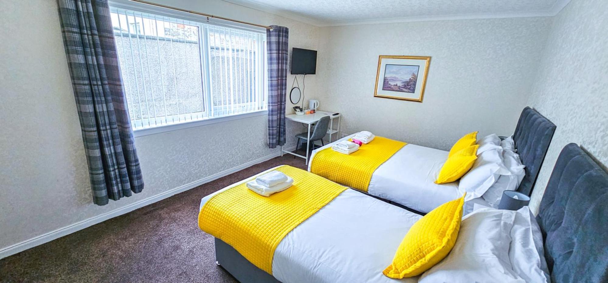 Mystayinn Abermar Guest House インヴァネス エクステリア 写真