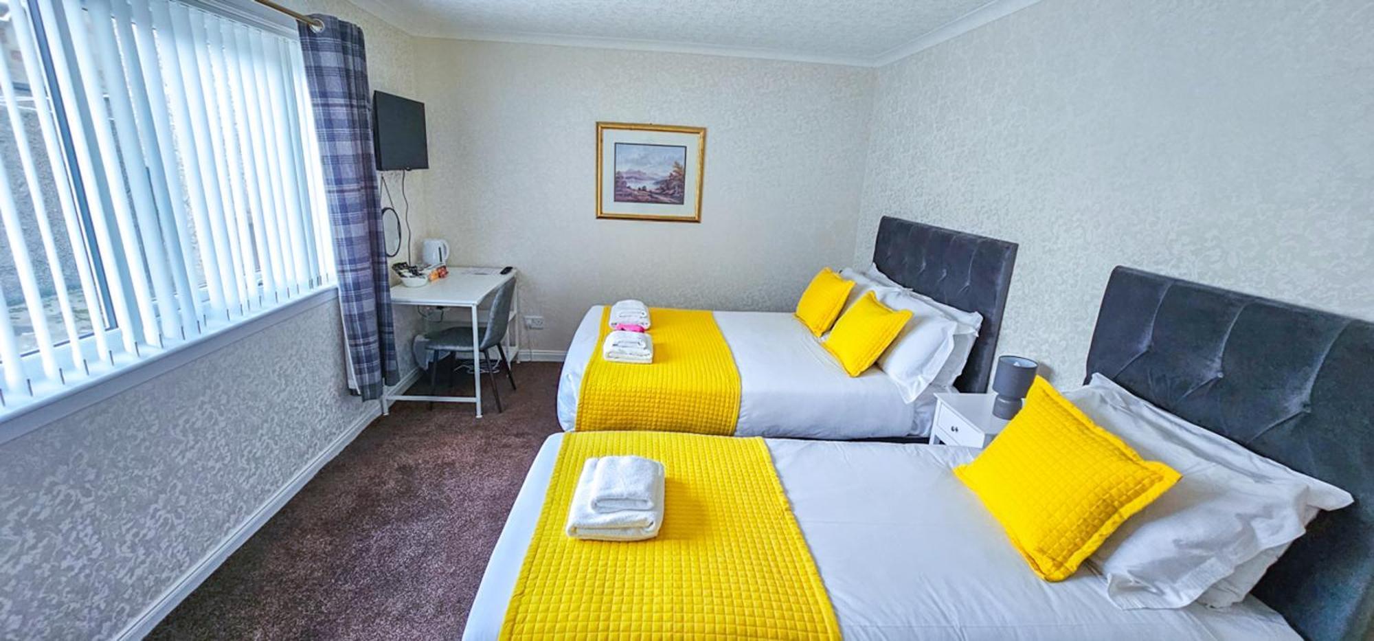 Mystayinn Abermar Guest House インヴァネス エクステリア 写真