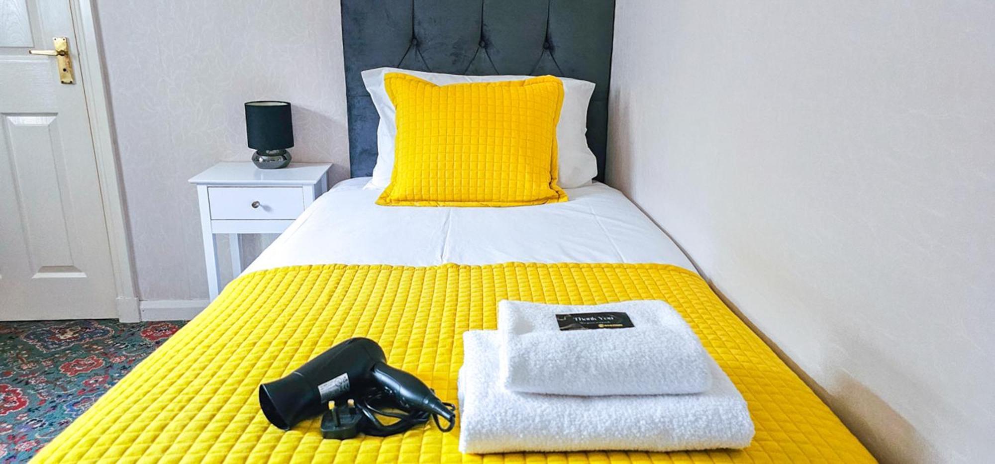 Mystayinn Abermar Guest House インヴァネス エクステリア 写真