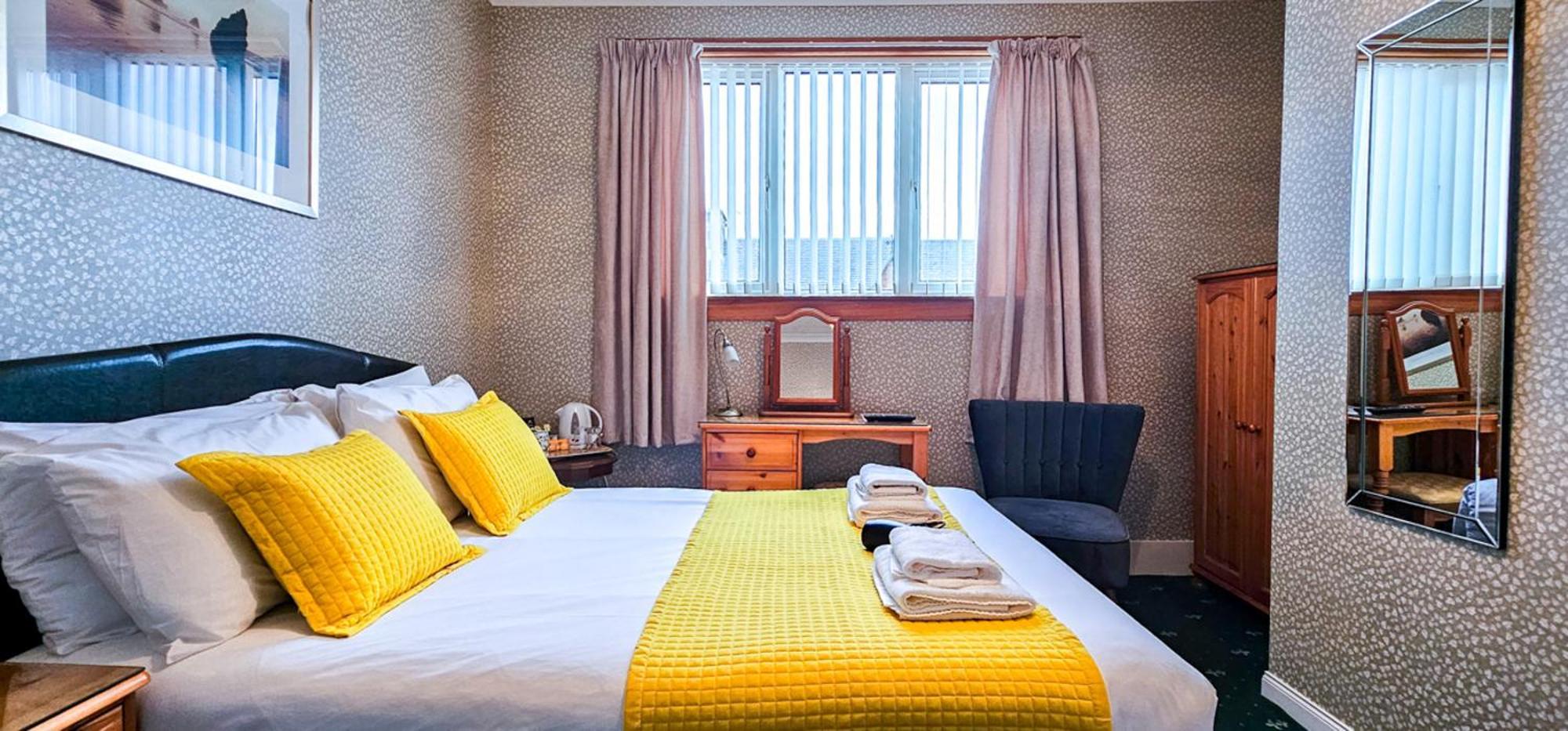 Mystayinn Abermar Guest House インヴァネス エクステリア 写真