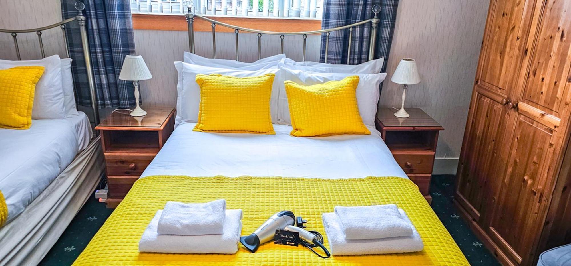 Mystayinn Abermar Guest House インヴァネス エクステリア 写真