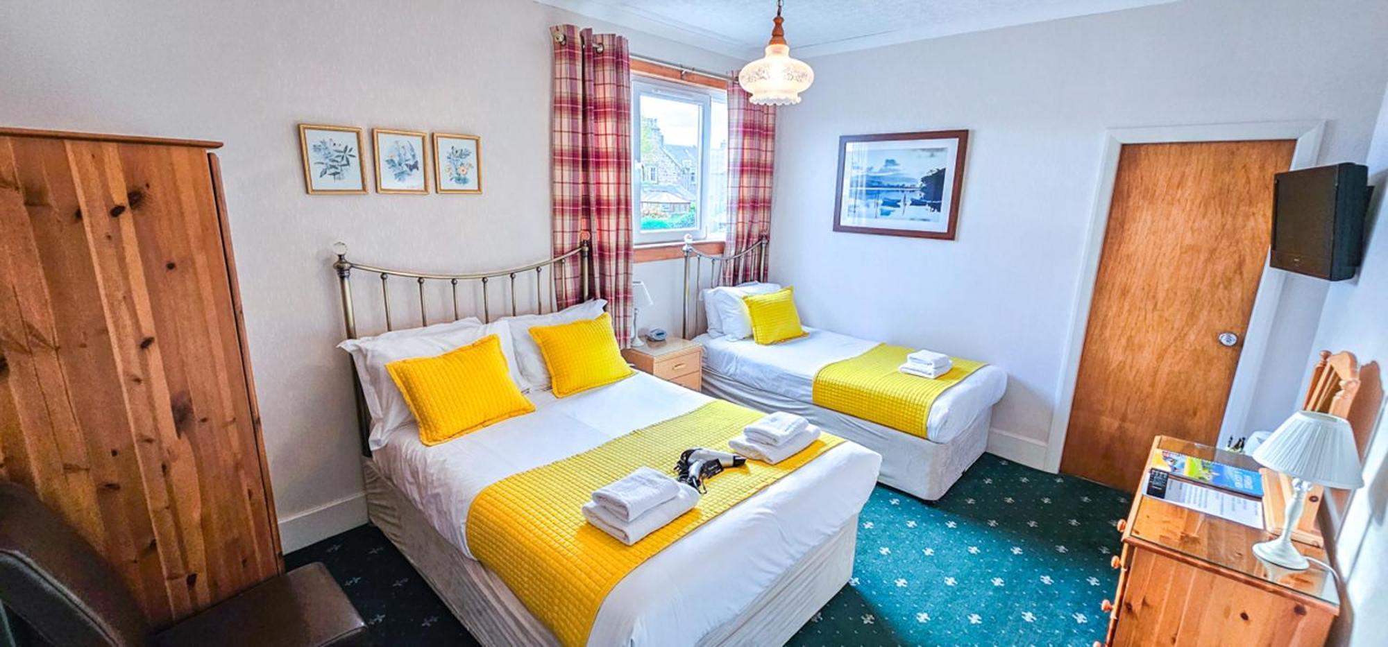 Mystayinn Abermar Guest House インヴァネス エクステリア 写真
