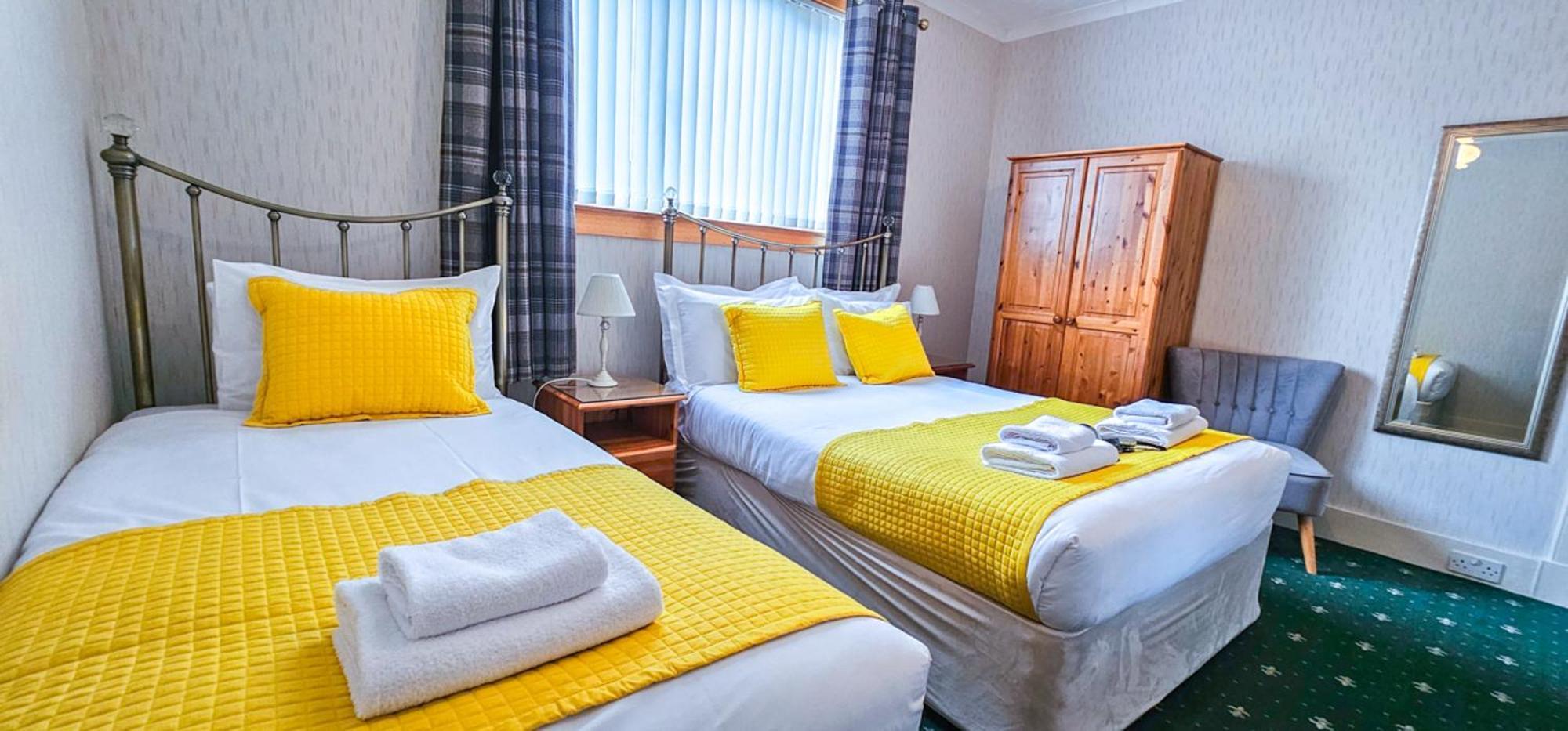 Mystayinn Abermar Guest House インヴァネス エクステリア 写真