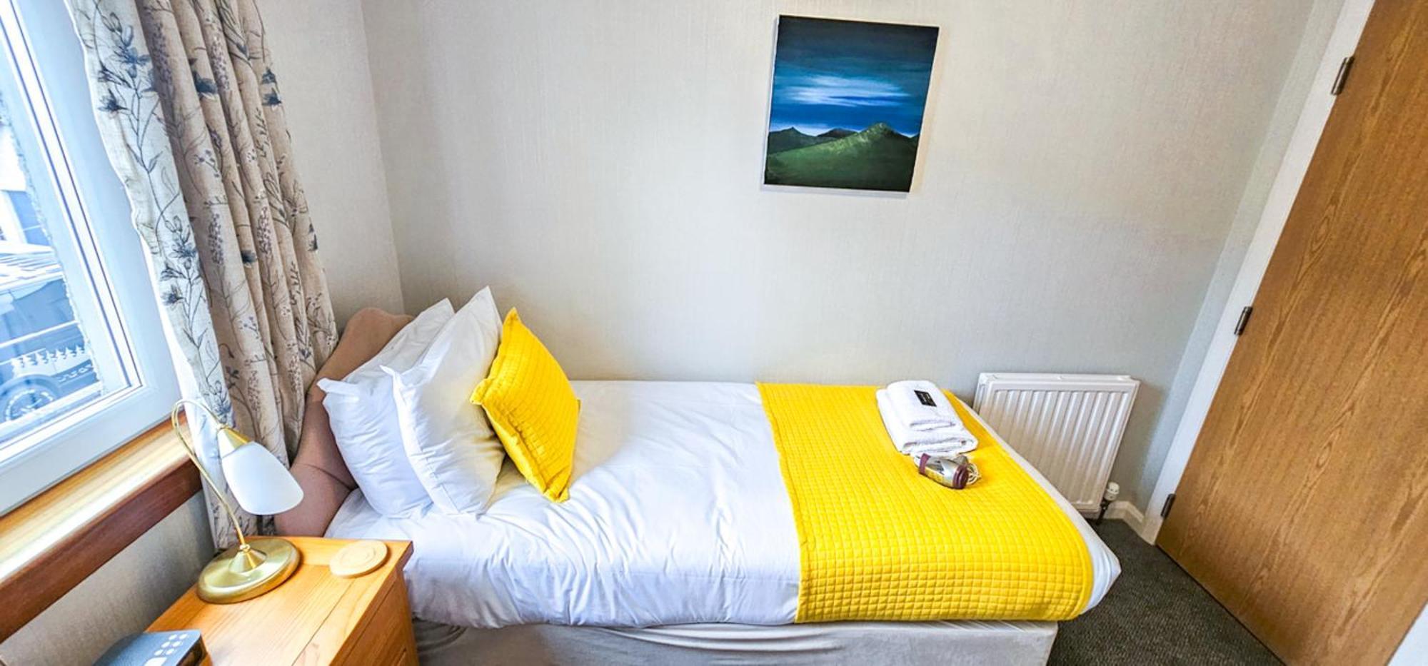 Mystayinn Abermar Guest House インヴァネス エクステリア 写真