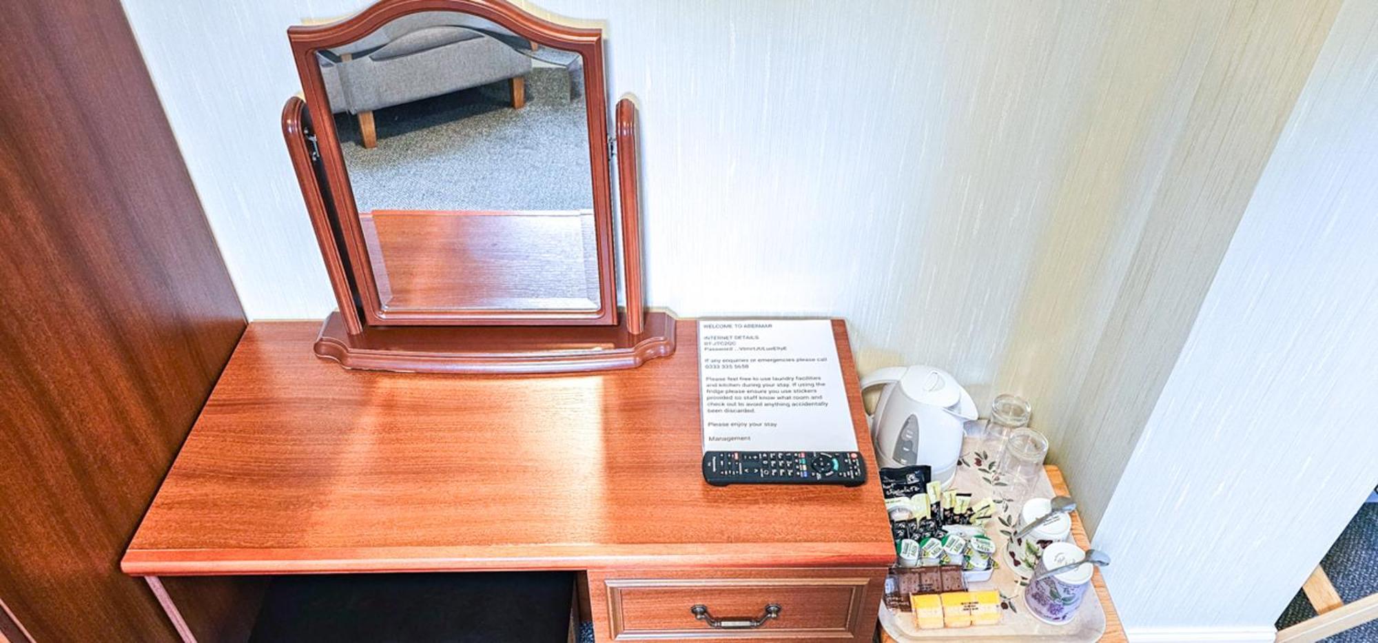 Mystayinn Abermar Guest House インヴァネス エクステリア 写真