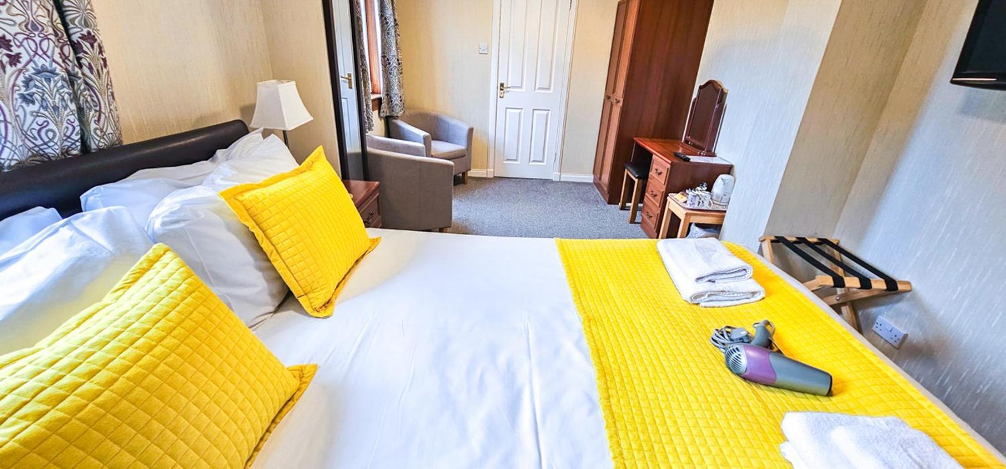 Mystayinn Abermar Guest House インヴァネス エクステリア 写真